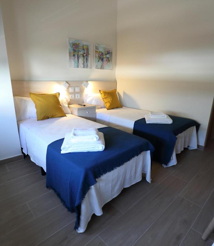 Auberge de jeunesse H.Palmones Extérieur photo